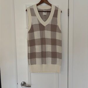 Abercrombie & Fitch Plaid V-Neck Sweater Vest - Cream and Brown